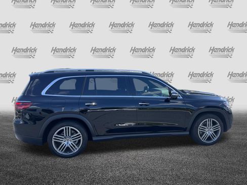 Certified 2025 Mercedes-Benz GLS 450 4MATIC image 11