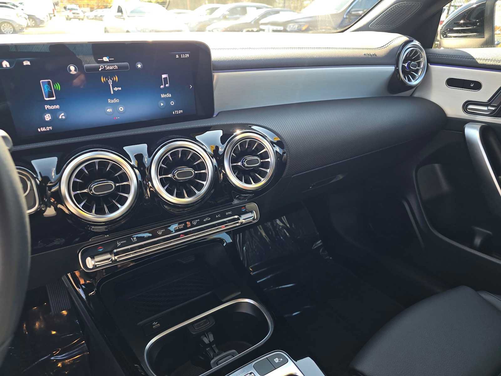 Used 2024 Mercedes-Benz CLA 250 image 26