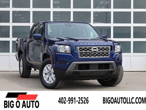Used 2022 Nissan Frontier SV image 1