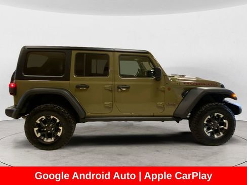 Used 2025 Jeep Wrangler Unlimited Rubicon w/ Technology Group image 7