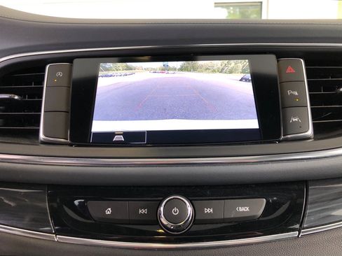 Used 2023 Buick Enclave Essence w/ Experience Buick Package image 10