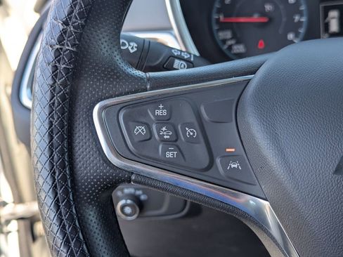 Used 2021 Chevrolet Equinox LS AWD/4WD image 19