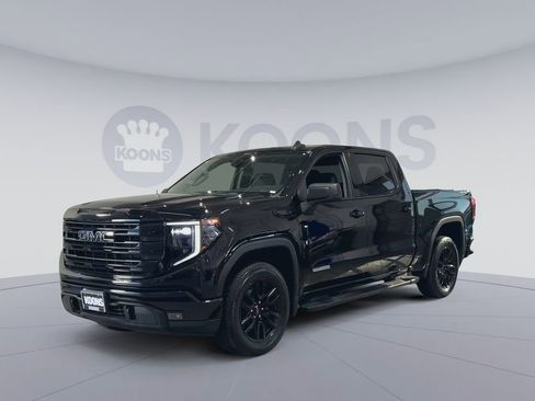 Used 2022 GMC Sierra 1500 Elevation w/ LPO, Elevation Black Package image 7