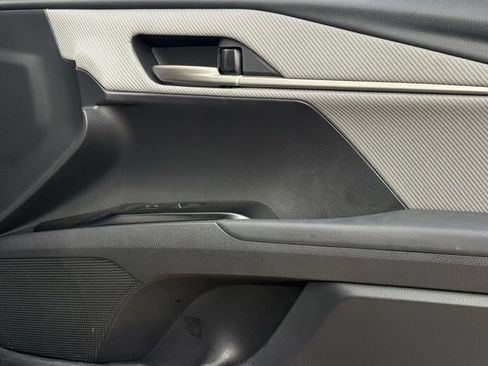 Used 2025 Toyota Camry LE image 28