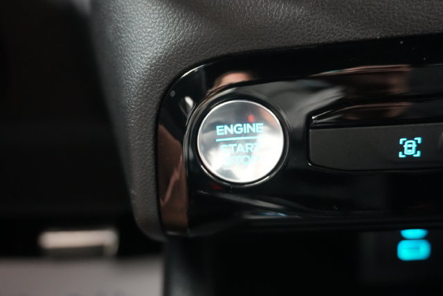 Used 2023 Ford Escape ST-Line w/ Tech Pack #1 AWD/4WD image 17