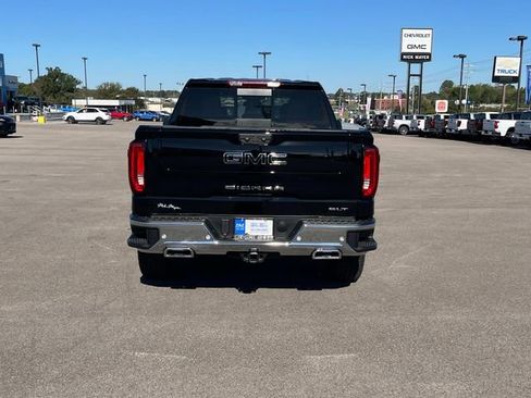 New 2025 GMC Sierra 1500 SLT w/ SLT Premium Plus Package image 5