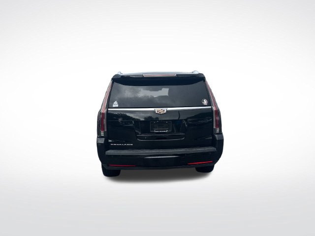 Used 2020 Cadillac Escalade Luxury RWD image 4