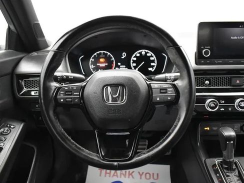 Used 2025 Honda Civic Sport image 19