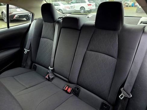 Used 2020 Toyota Corolla LE image 28