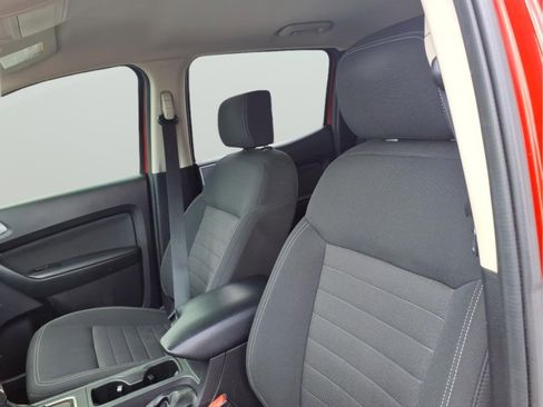 Used 2019 Ford Ranger XLT w/ Equipment Group 302A Luxury AWD/4WD image 12