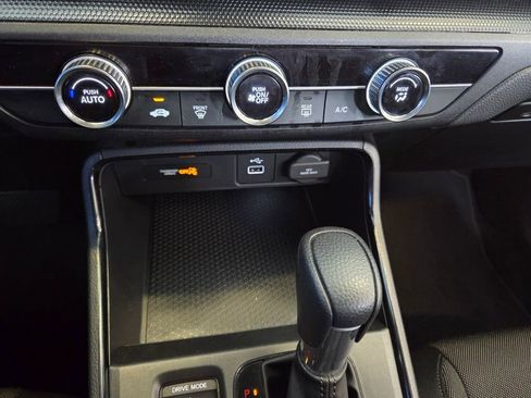 Certified 2025 Honda CR-V LX image 39