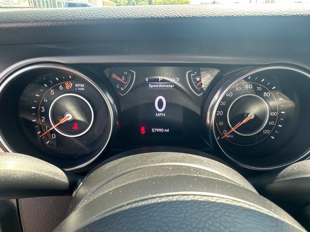 Used 2023 Jeep Gladiator Sport AWD/4WD image 15