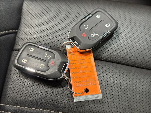 Used 2022 GMC Acadia Denali w/ GMC Pro Grade Package image 43