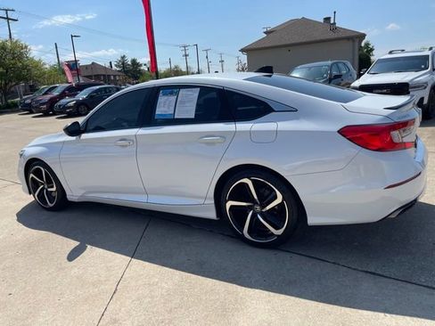 Used 2022 Honda Accord Sport Special Edition image 4