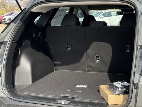 New 2026 Hyundai Tucson SE image 25