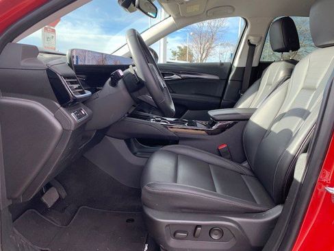 Certified 2025 Buick Envision Preferred image 14