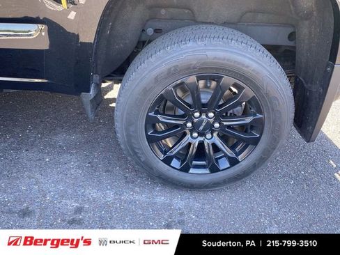 Certified 2022 GMC Canyon Elevation w/ Elevation Premium Package AWD/4WD image 17