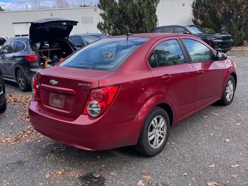 Used 2012 Chevrolet Sonic LS image 4