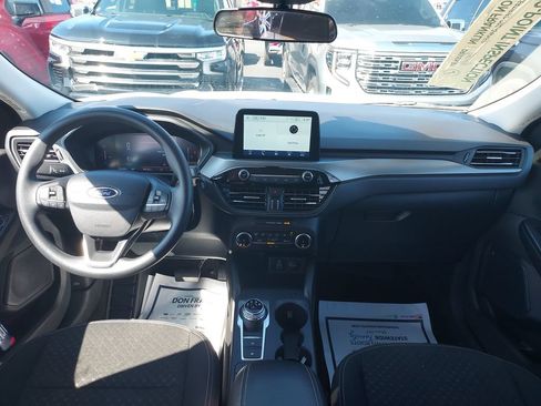 Used 2025 Ford Escape Active AWD/4WD image 15