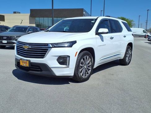 Used 2023 Chevrolet Traverse Premier w/ LPO, Floor Liner Package AWD/4WD image 1