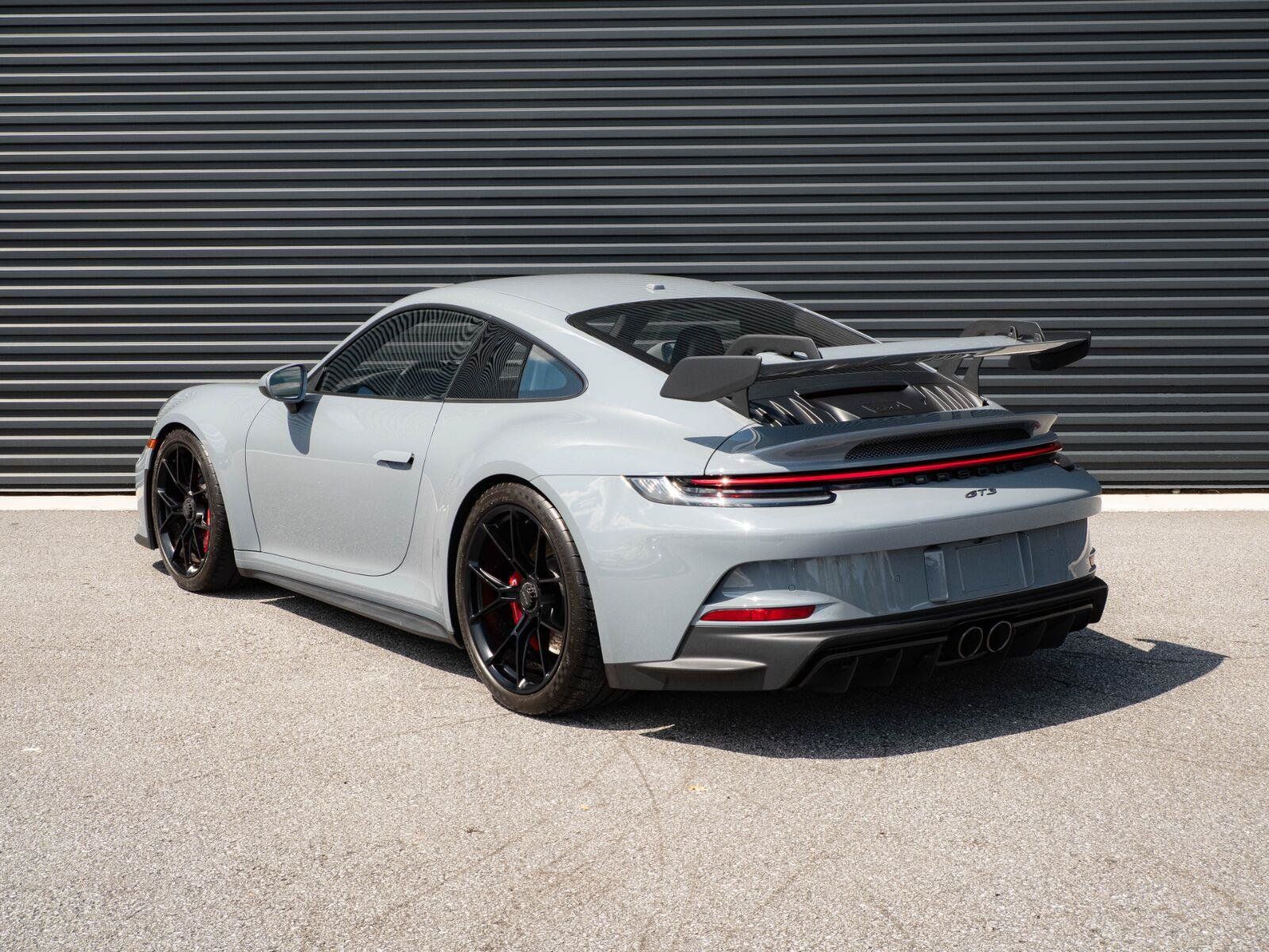 Used 2024 Porsche 911 GT3 RWD image 3