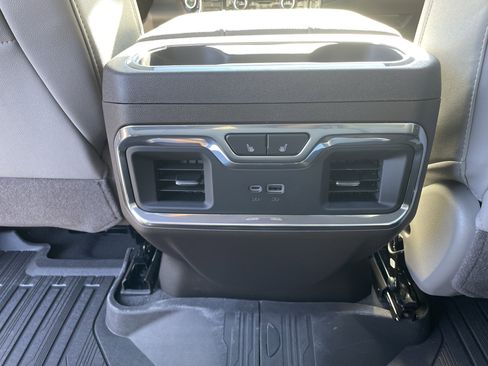 New 2026 GMC Sierra 1500 SLT w/ SLT Premium Plus Package image 32