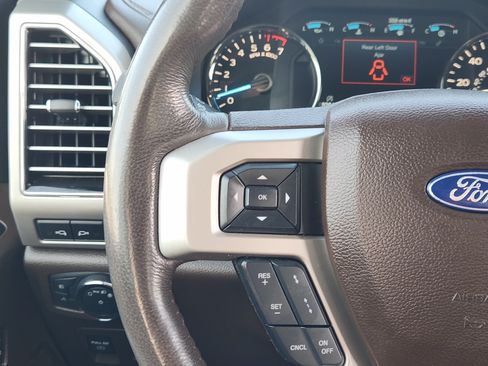 Used 2019 Ford F150 King Ranch w/ Equipment Group 601A Luxury AWD/4WD image 28