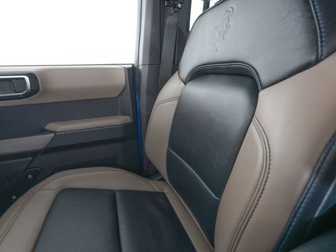 Used 2023 Ford Bronco Wildtrak image 26