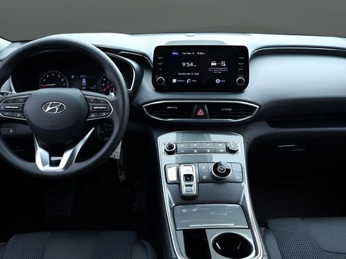 Used 2022 Hyundai Santa Fe SE FWD image 15