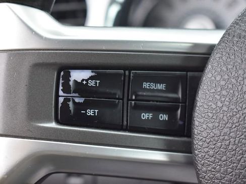 Used 2011 Ford Mustang GT Premium RWD image 22