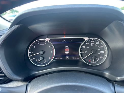 Used 2025 Nissan Sentra SR FWD image 20