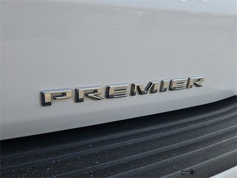 Used 2024 Chevrolet Tahoe Premier image 7