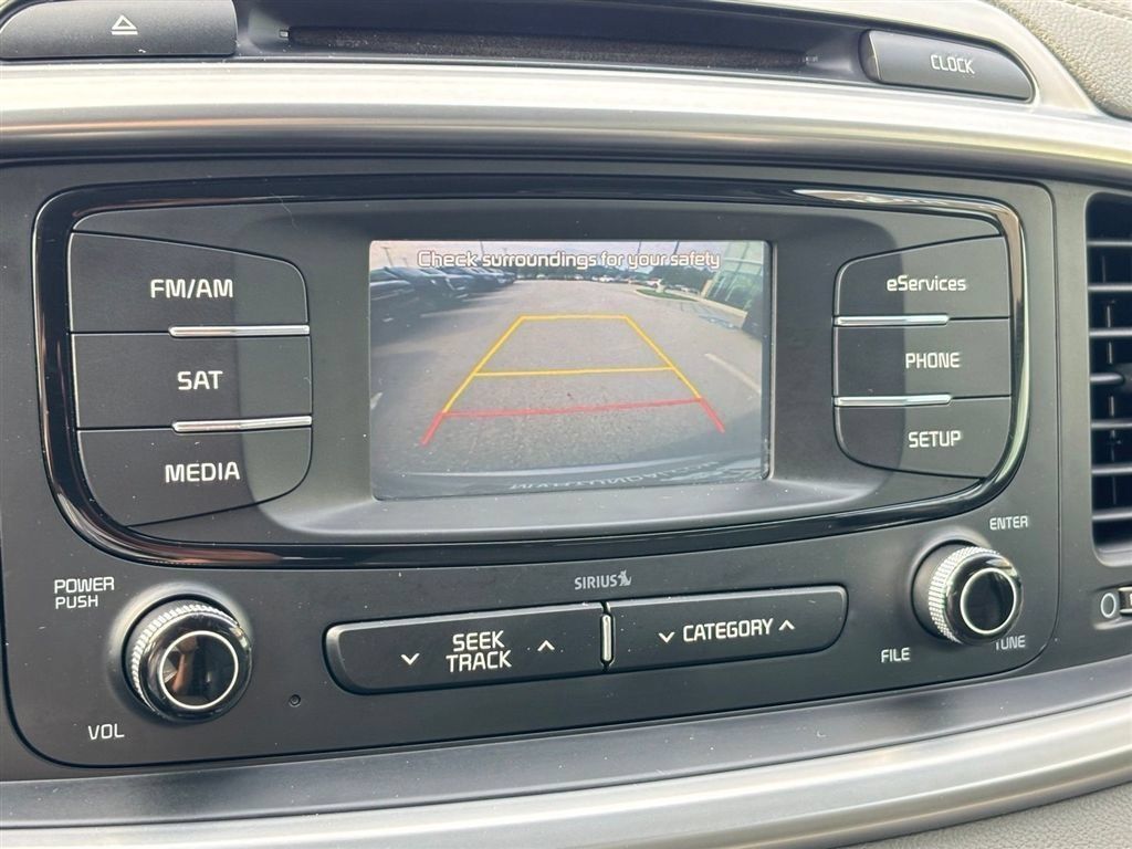 Used 2016 Kia Sorento EX FWD image 24