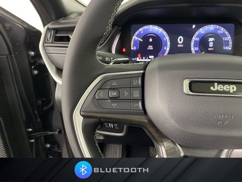 New 2026 Jeep Grand Cherokee Limited image 21