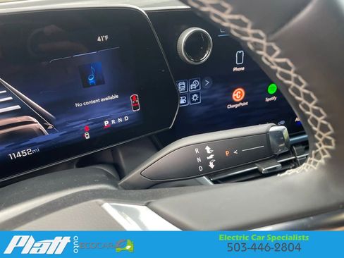 Used 2024 Chevrolet Equinox EV LT image 30