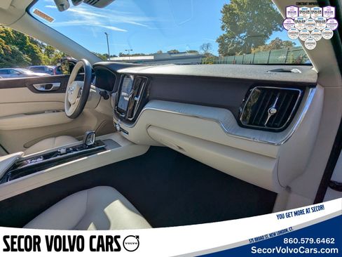 Certified 2024 Volvo XC60 T8 Plus w/ Protection Package Premier image 23