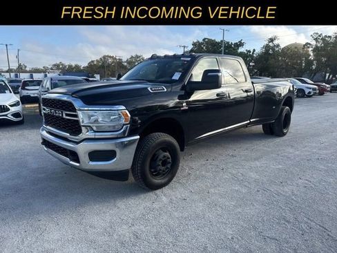 Used 2023 RAM 3500 Tradesman w/ Chrome Appearance Group image 7