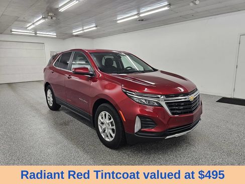 Certified 2024 Chevrolet Equinox LT FWD image 3