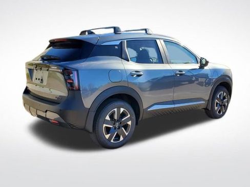 New 2026 Nissan Kicks SV image 5