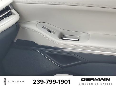 New 2026 Lincoln Navigator L Reserve AWD/4WD image 27