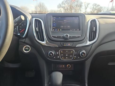 Used 2024 Chevrolet Equinox LT image 10