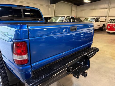 Used 1998 Dodge Ram 2500 Truck 4x4 Quad Cab image 58