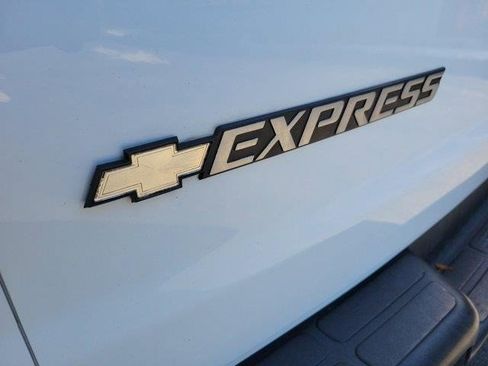 Used 2023 Chevrolet Express 2500 w/ Driver Convenience Package RWD image 29