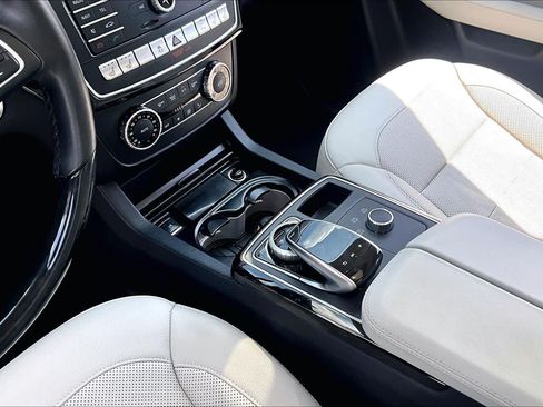 Used 2018 Mercedes-Benz GLE 350 image 17