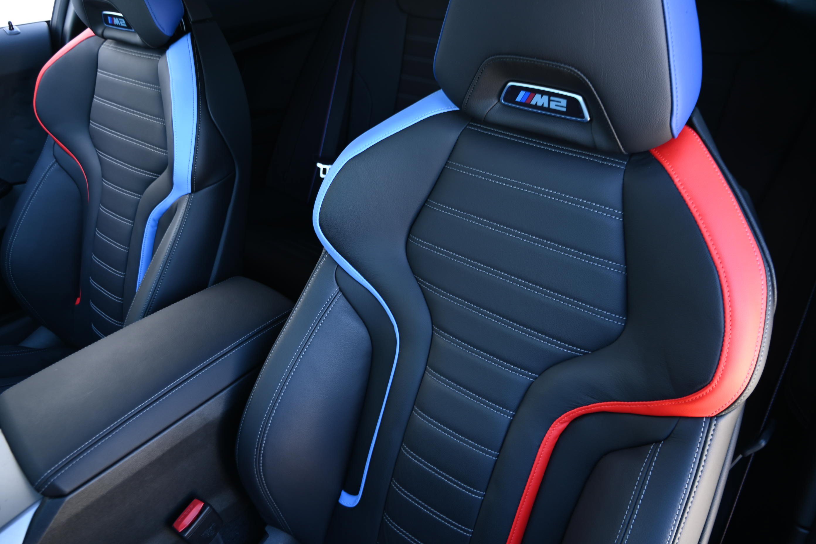 Used 2026 BMW M2 w/ Lighting Package RWD image 11