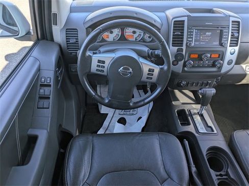 Used 2017 Nissan Frontier PRO-4X w/ Pro-4x Luxury Package image 13