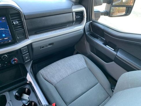 Used 2023 Ford F250 XLT w/ XLT Premium Package image 18