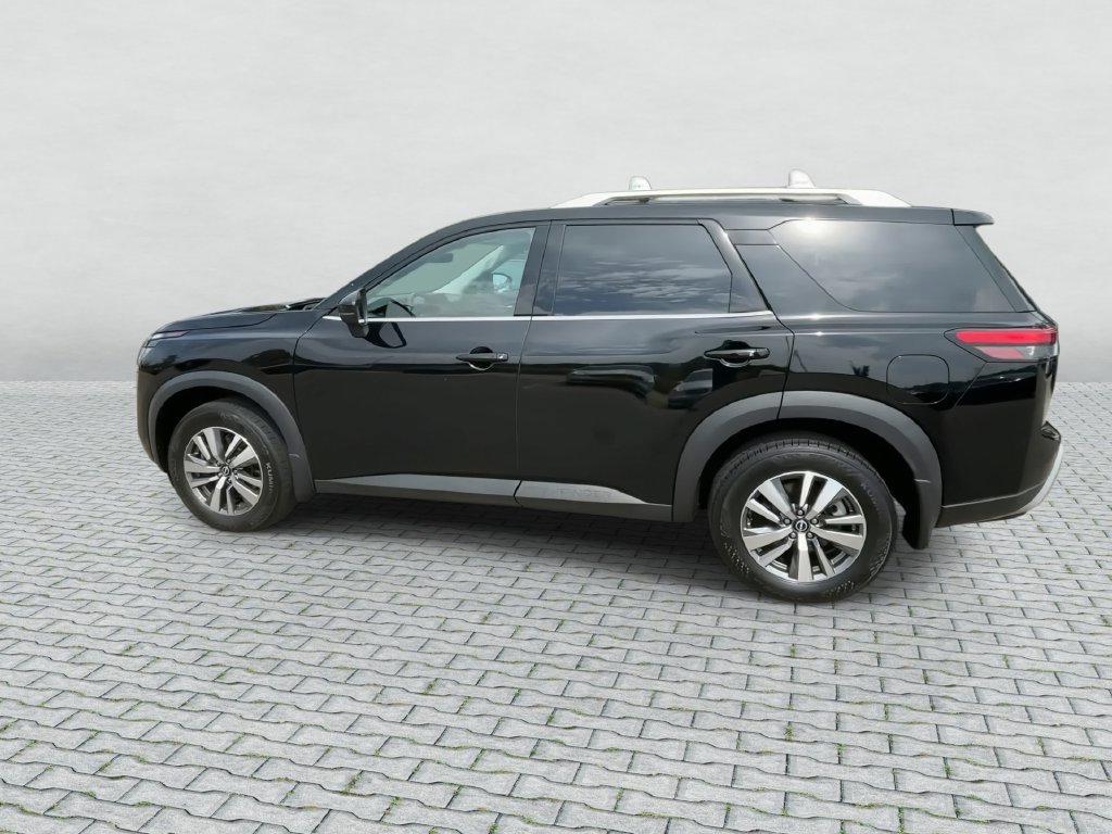 Certified 2023 Nissan Pathfinder SL AWD/4WD image 5