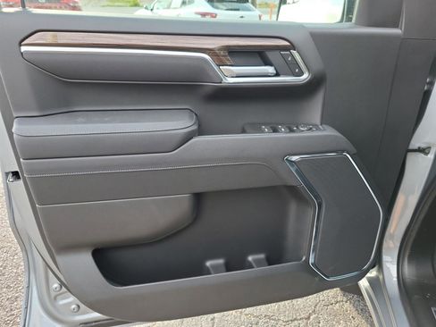New 2025 Chevrolet Silverado 1500 LT w/ Convenience Package II RWD image 22