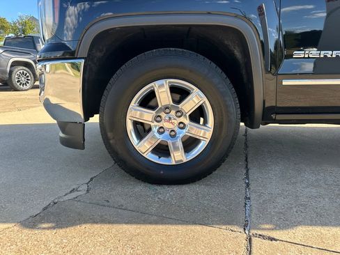 Used 2017 GMC Sierra 1500 SLT w/ SLT Preferred Package image 23
